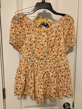 torrid White Floral Peplum Top with Orange & Yellow Flowers